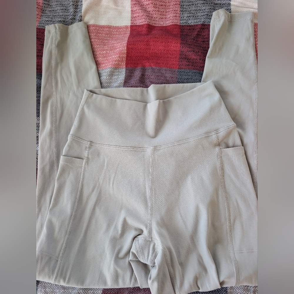 $$ Danskin Tan Leggings